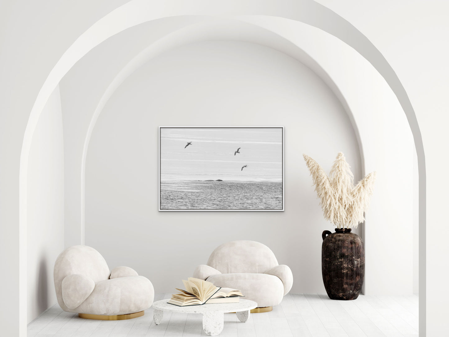 The three birds around the walrus