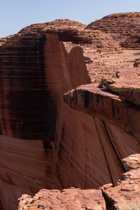 Red center's cliffs